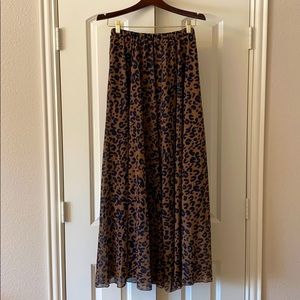 Women’s Long Double layered Skirt